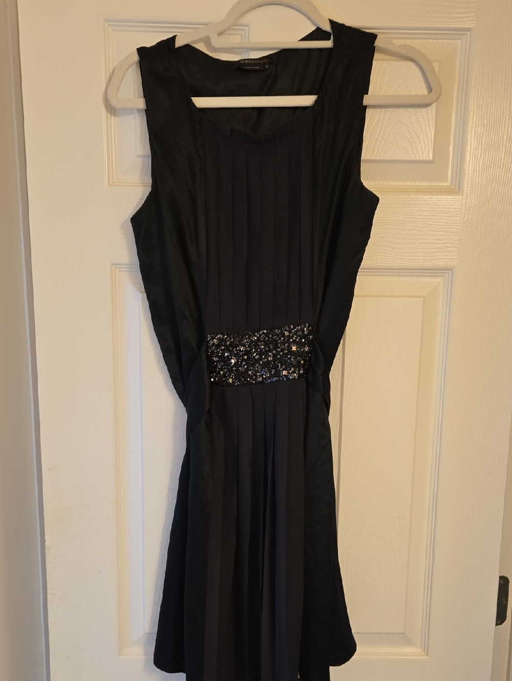 BCBGMaxAzria Black Sleeveless Pleated Midi Dress with Beaded Waistband